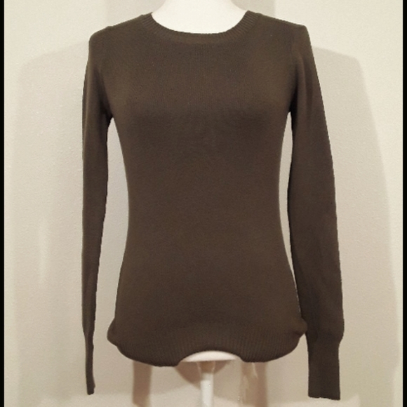 Express Ladies Sweater - Picture 1 of 3